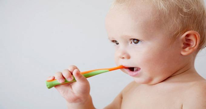 پوسیدگی دندان در نوزادان
