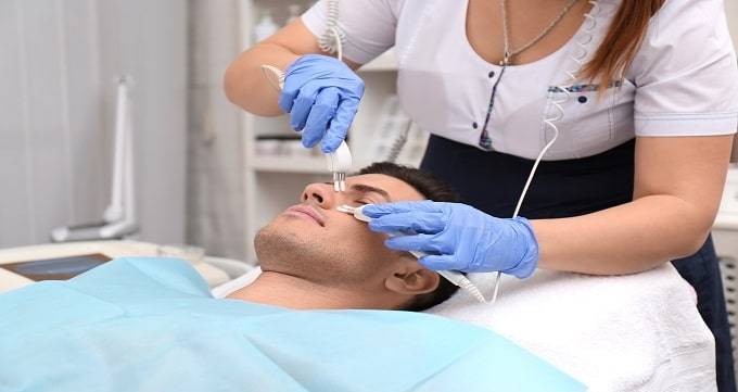 درمان های قابل ارائه توسط بهترین دکتر پوست در شیراز