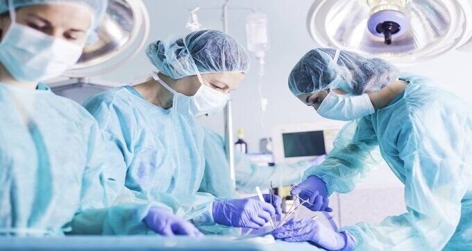 روش های لیفت سینه توسط بهترین جراح لیفت سینه در تجریش