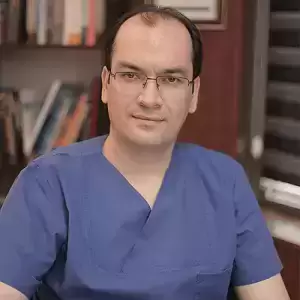 دکتر هومن یحیی زاده