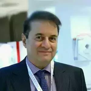 دکتر شاهرخ میلان