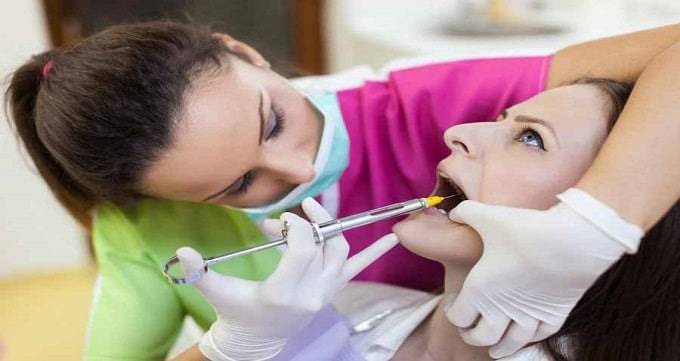چرا باید جراحی دندان عقل انجام شود؟