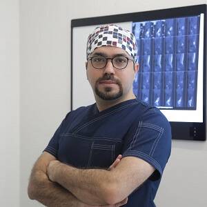 دکتر بهامین عطار 