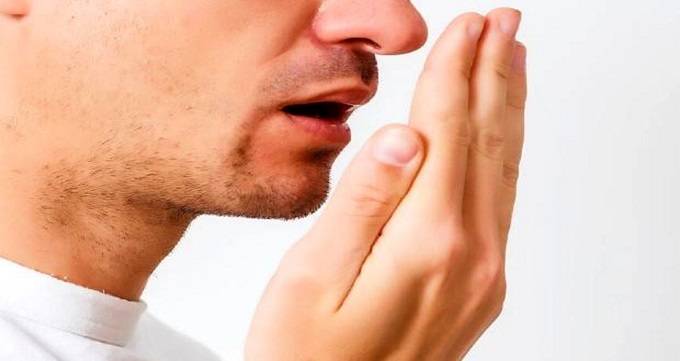 عوامل اثرگذار بر بوی بد دهان در ماه رمضان