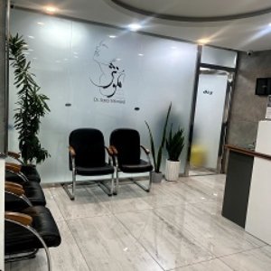 کلینیک زیبایی دکتر سارا منجزی