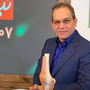 دکتر علیرضا میرزاصادقی